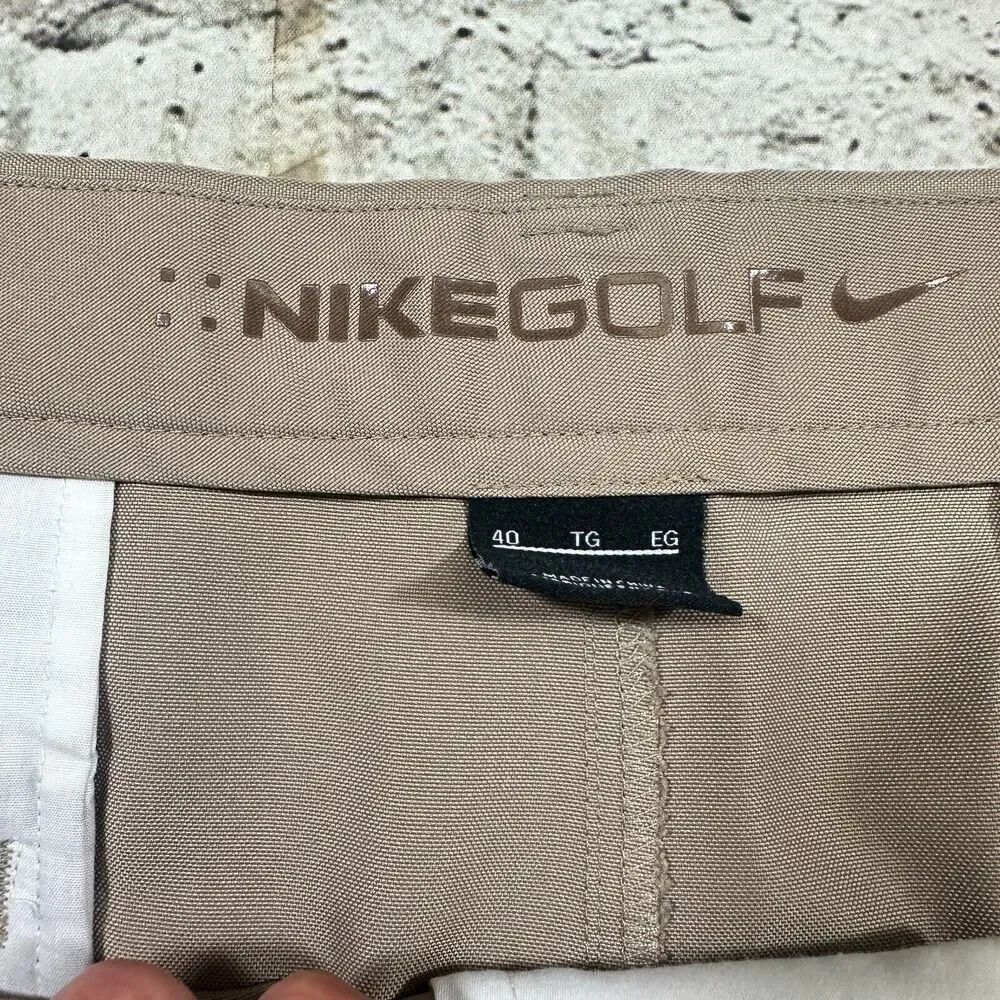 Nike Golf Shorts‎ Men's Sz.40 Beige Pleated Chino 5-pocket Active